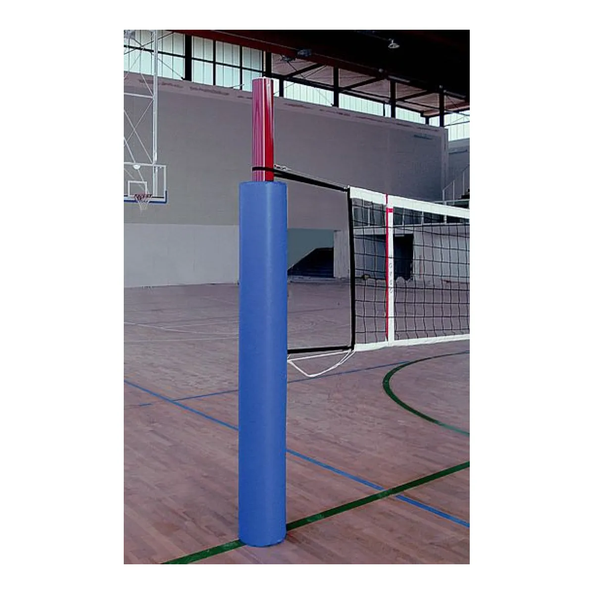 Système de volleyball avec des douilles à bétonner